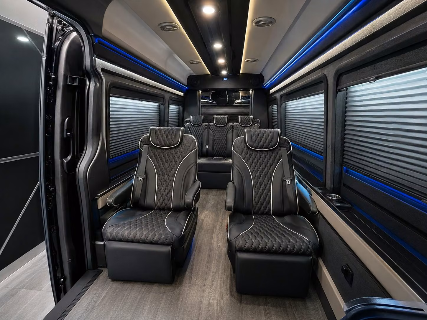 busrentallaredo com connects you with airport transportation for every group size in laredo