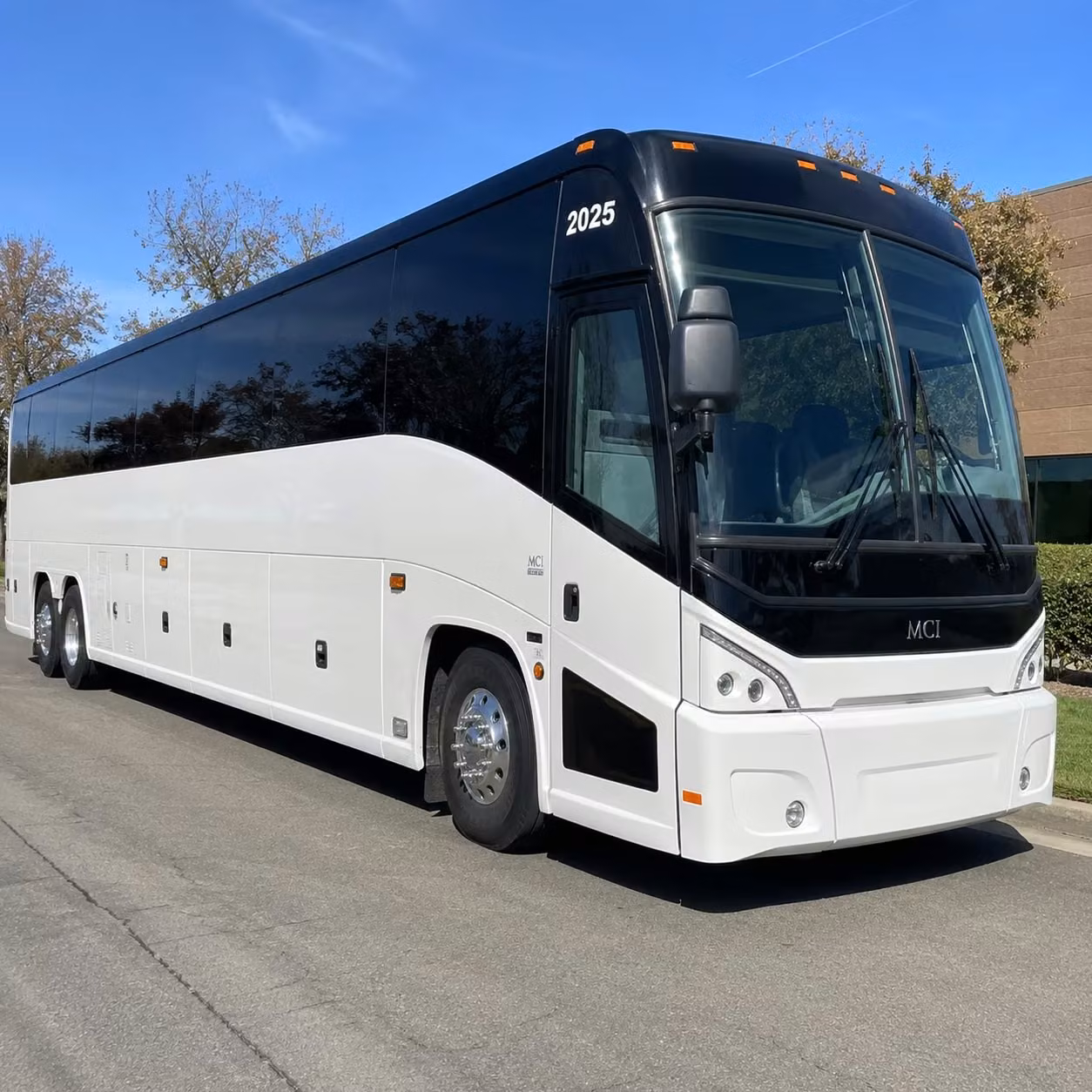 concert transportation to sames auto arena and laredo s premier live music venues