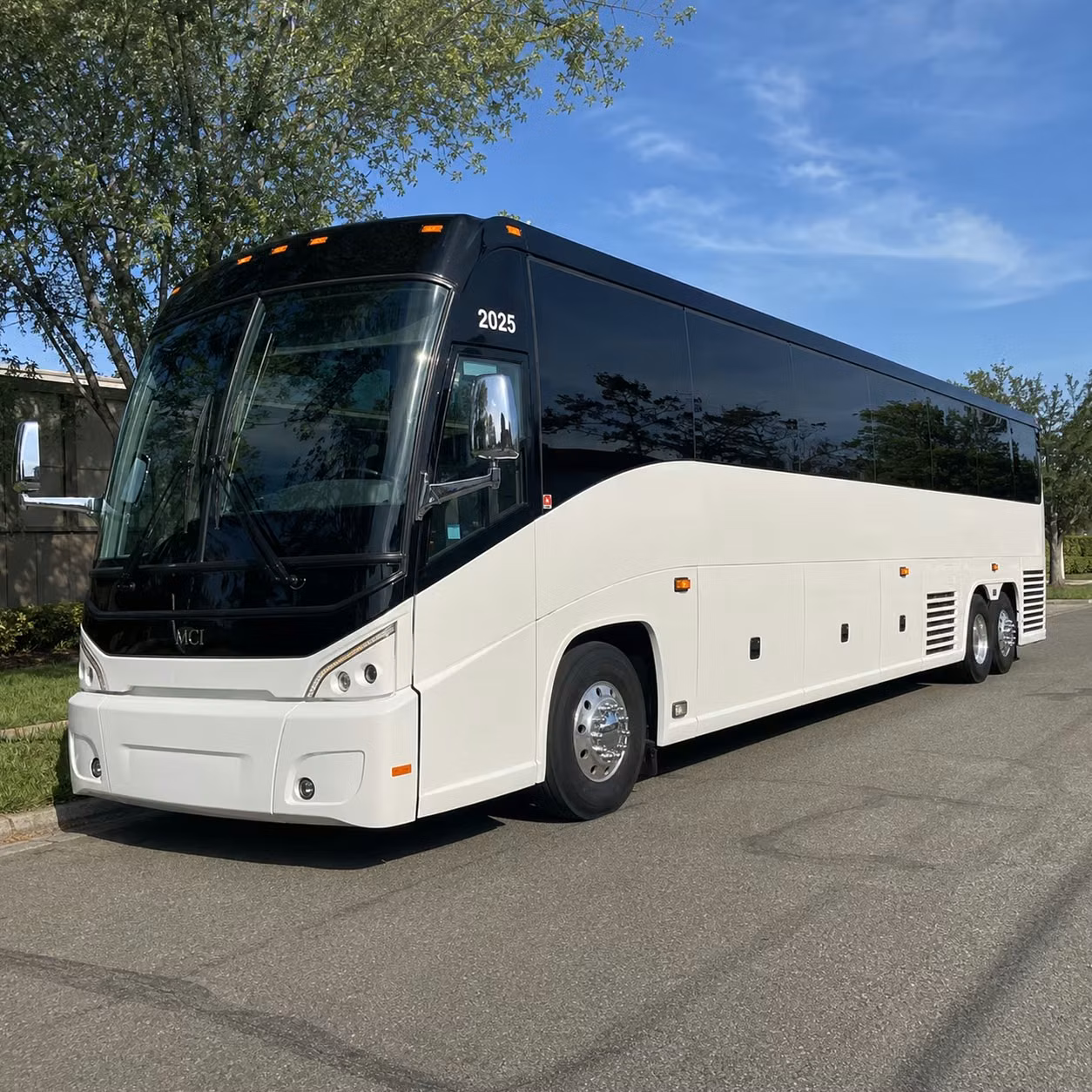 get your group from laredo to san antonio houston or dallas without the headaches