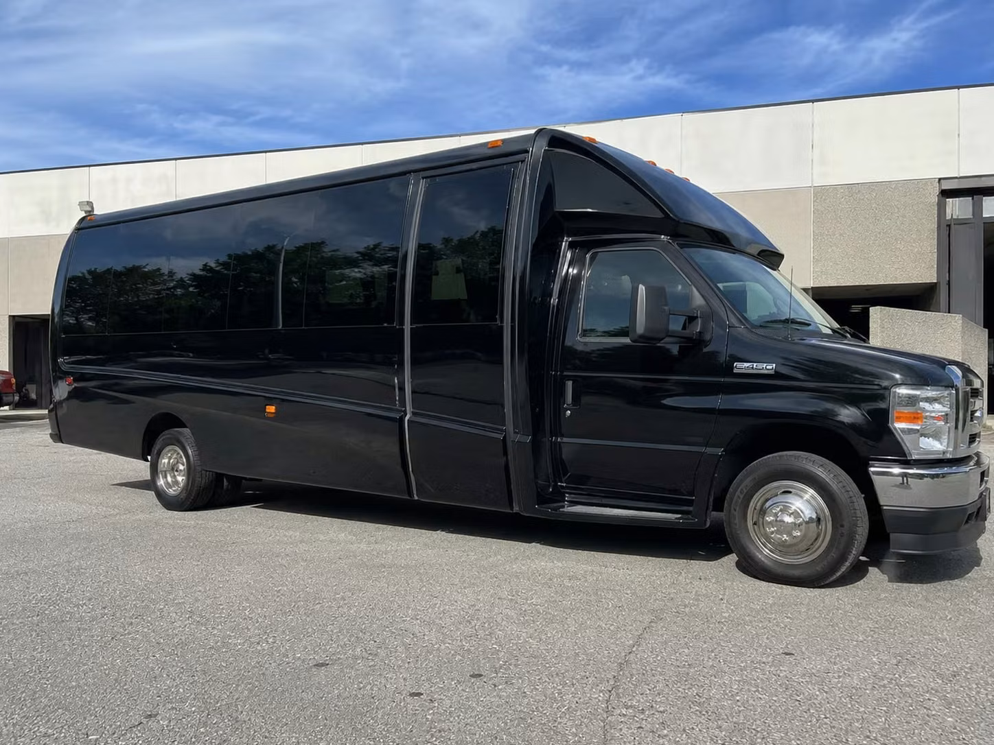laredo airport transportation